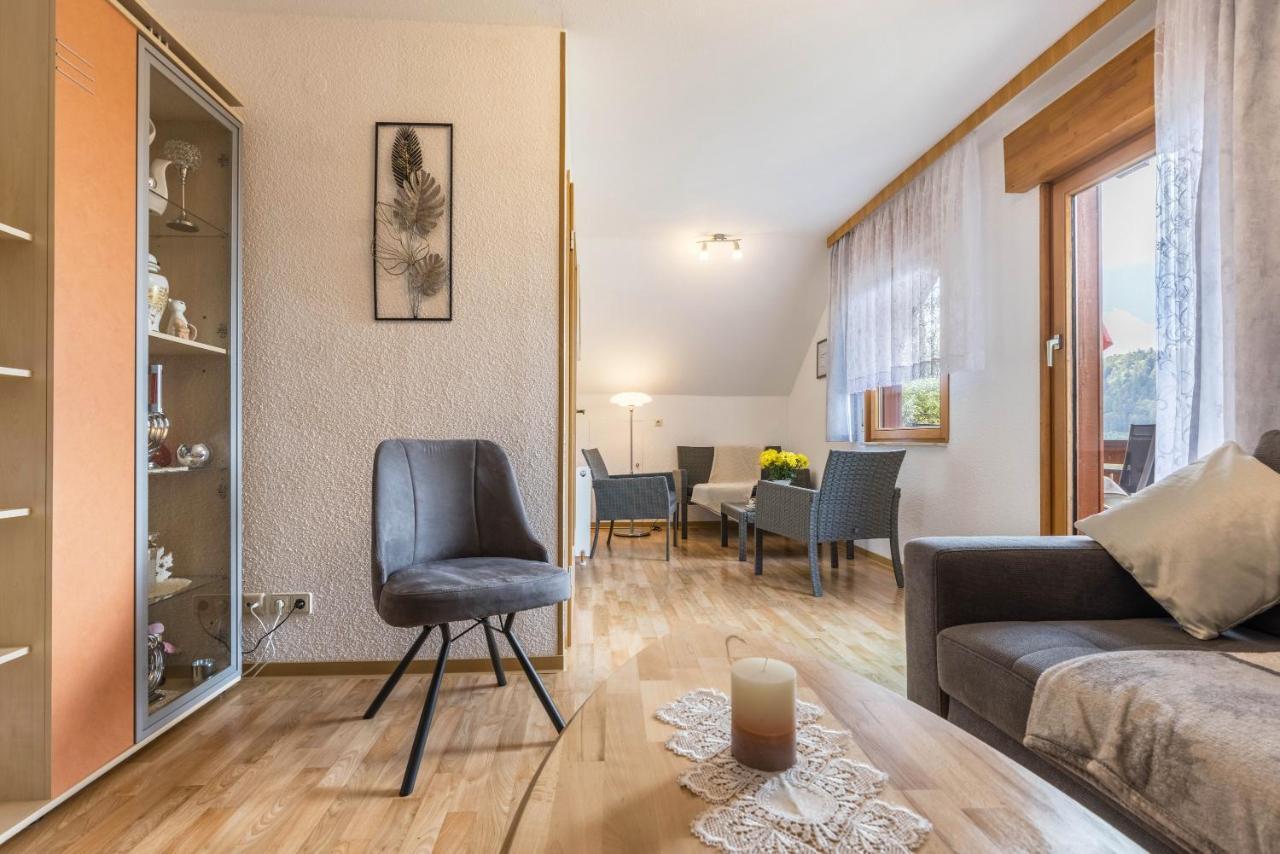 Ferienwohnung Haus Am Wald Messstetten Экстерьер фото