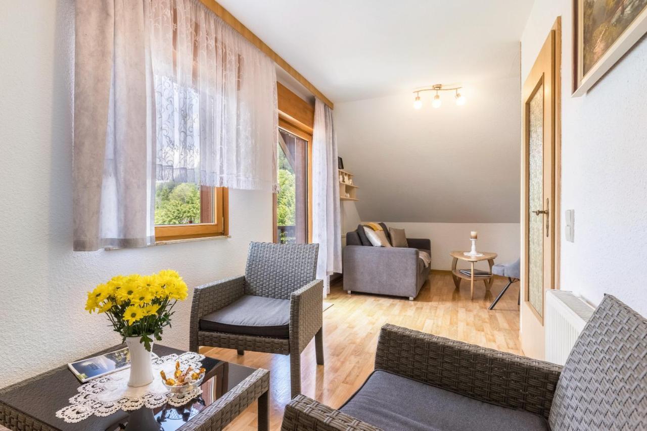 Ferienwohnung Haus Am Wald Messstetten Экстерьер фото